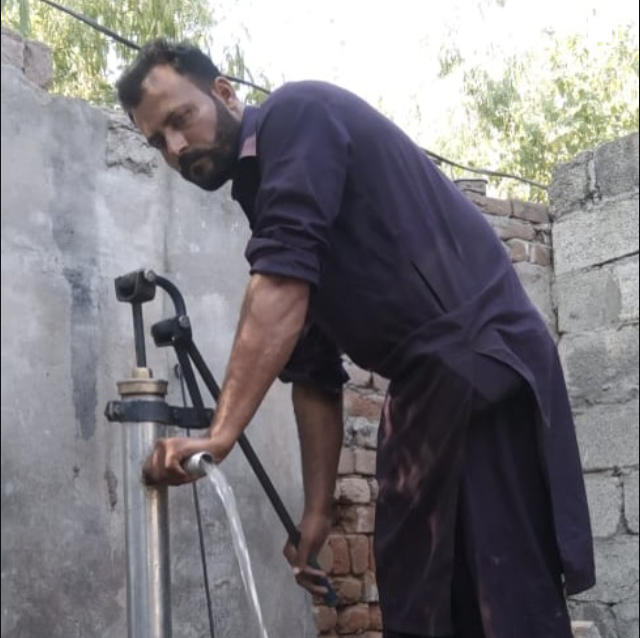 Hand-pump well installation, Clean Water Relief